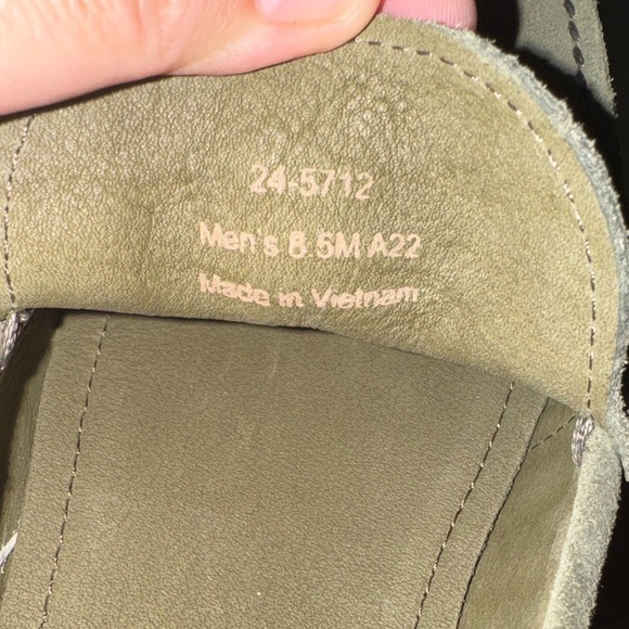 NEW Johnston & Murphy Men's Suede Loafers Marlow - Olive Green Size 8.5 - Picture 5 of 8